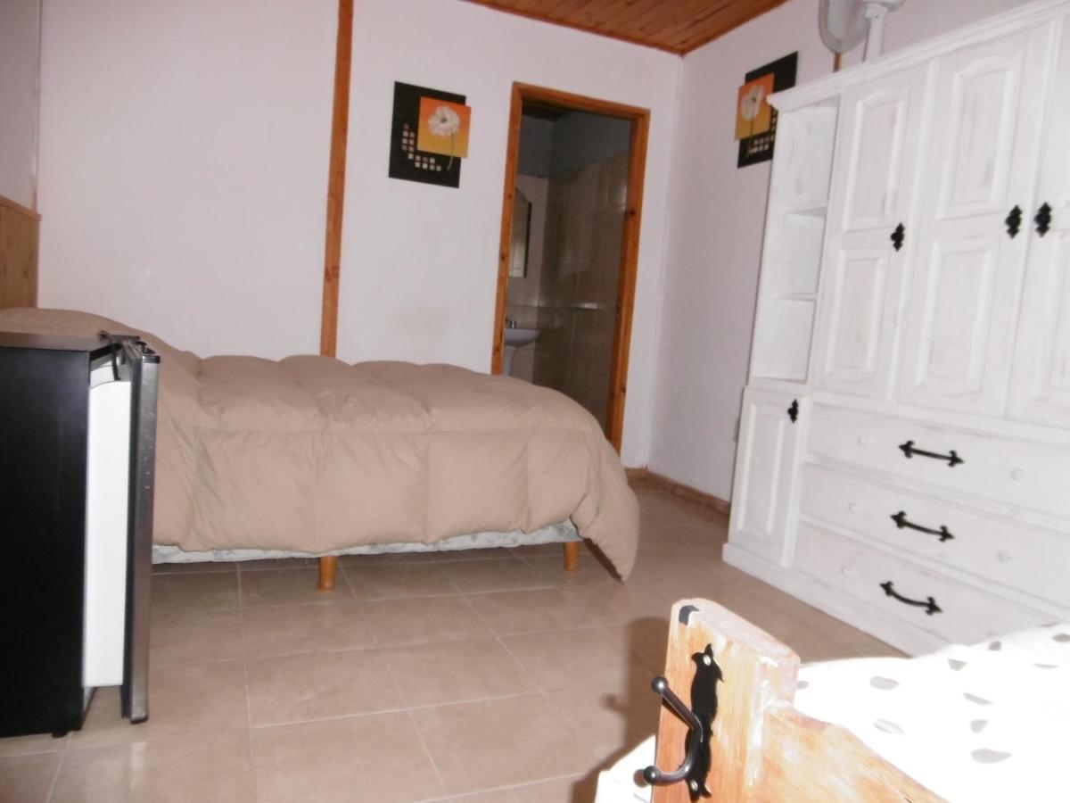 Hostel La Casa De Tounens Puerto Madryn Buitenkant foto